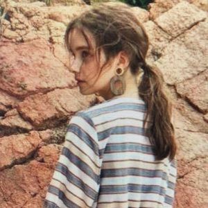 Meet your Posher, Destinee